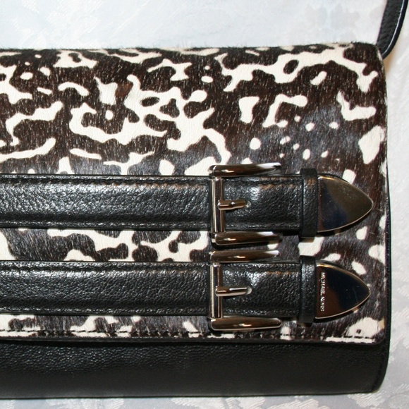 MICHAEL KORS ROBIN CLUTCH WHITE/BLACK LEATHER - Picture 5 of 5